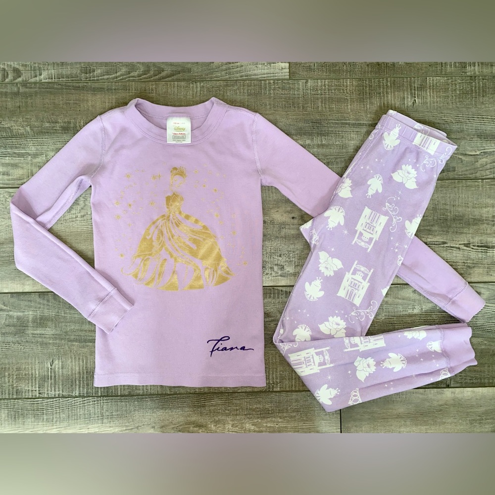 👑 Hanna Andersson Disney Tiana Size 130/8 - Purple Gold 2 Piece Pajama PJ Set